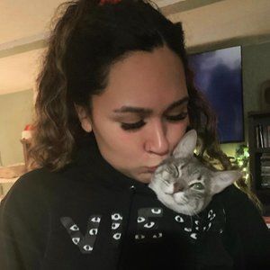 Meet your Posher, Jasmine